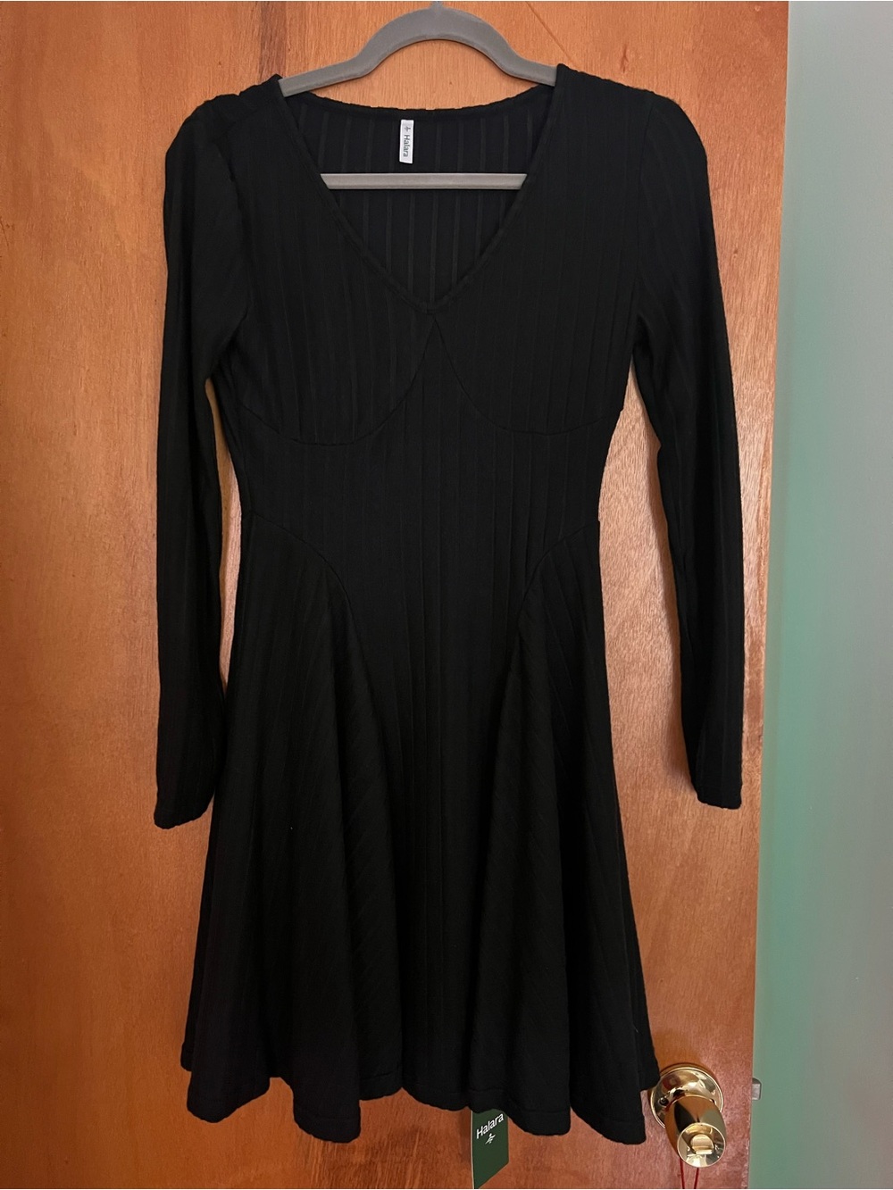 HALARA Black Ribbed Long-Sleeve Fit & Flare Dress